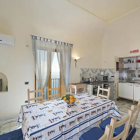 Vakantiehuis Sleeps 8 Air Con Wifi *